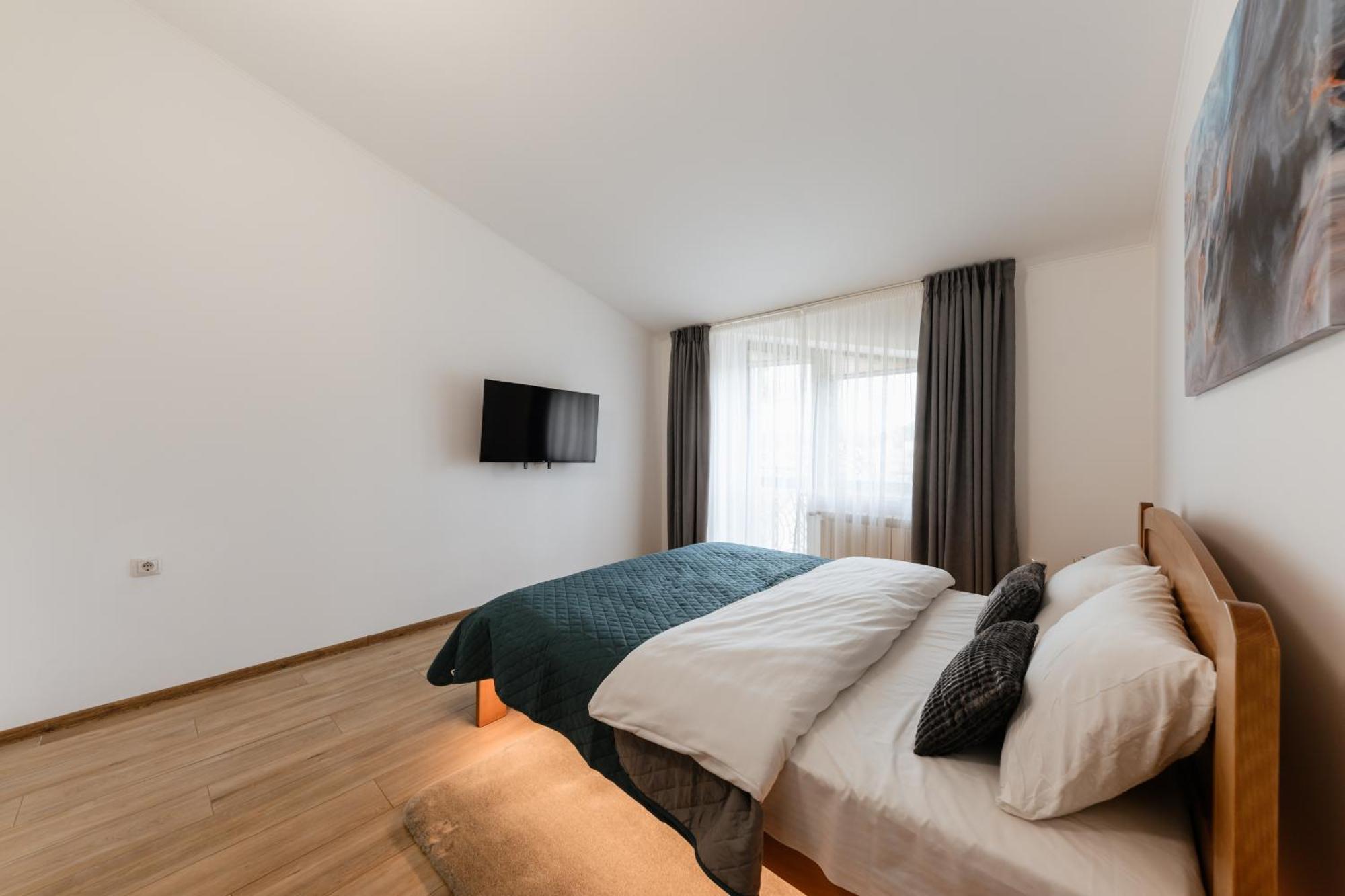 Luxury Apartments Uzhorod Eksteriør billede