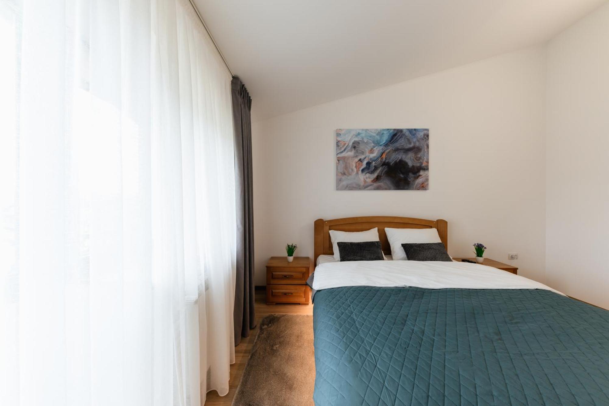 Luxury Apartments Uzhorod Eksteriør billede